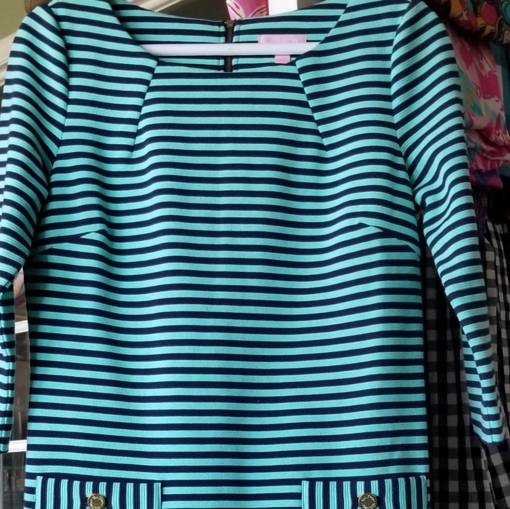 Lilly Pulitzer heavy Knit dress ,our Fav Fabric!